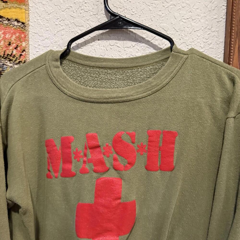 Vintage 1972 RARE MASH Comedy Movie Promo TV Series Green Sweatshirt Size Small - Picture 3 of 5